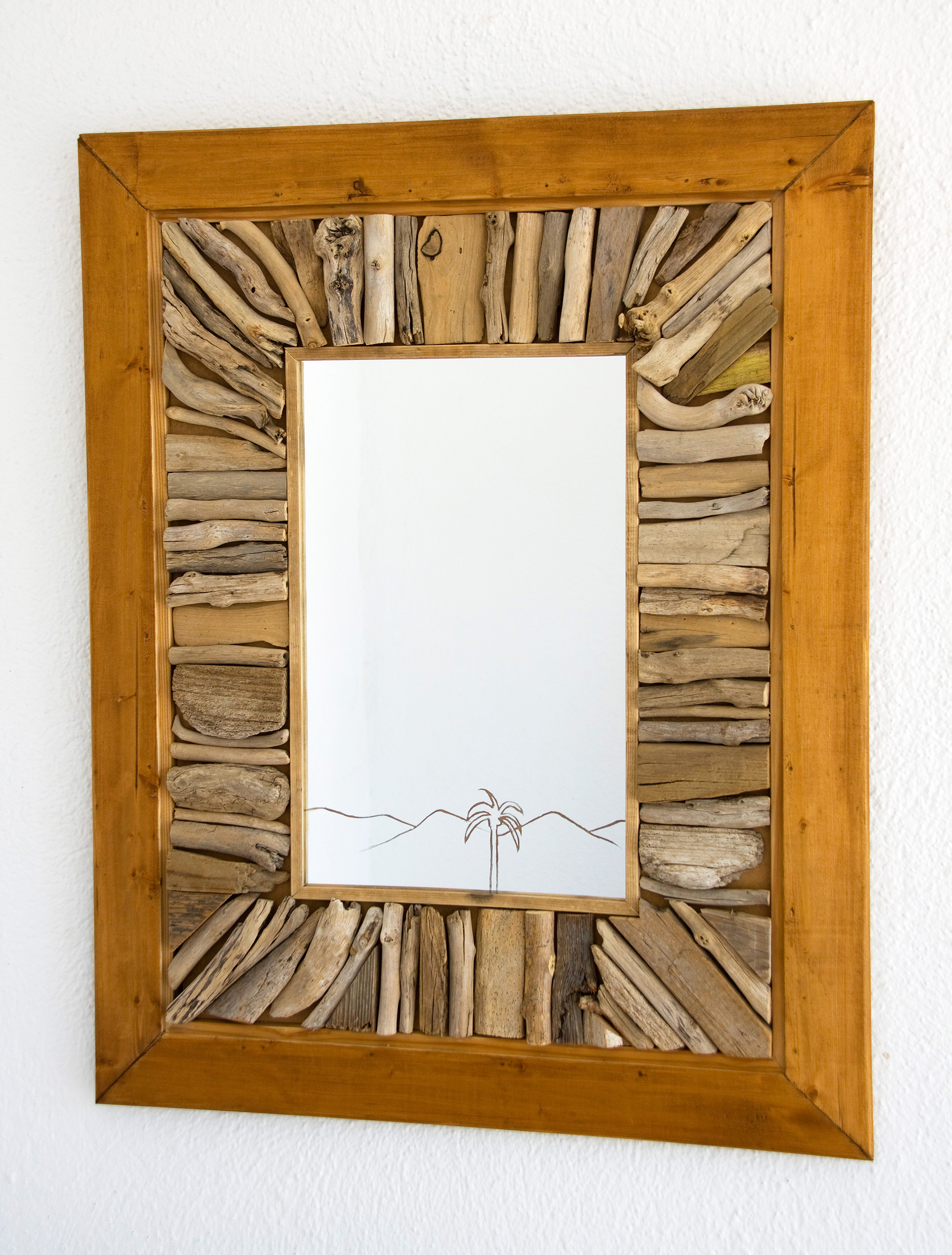 Espejo marco maderas recicladas