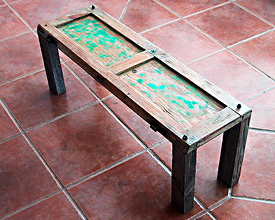 Mesa auxiliar contraventana