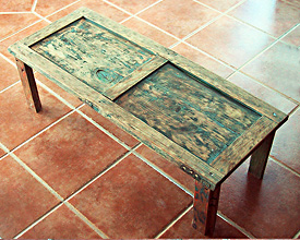 Mesa auxiliar contraventana
